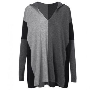 Cabi • Limited Edition Dakota Poncho XL